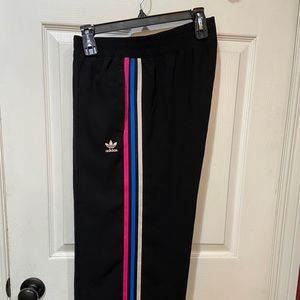 Adidas women’s wide leg crop pants